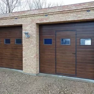 Автоматические секционные гаражные ворота с калиткой ALUTECH Prestige 3000×2250 мм
